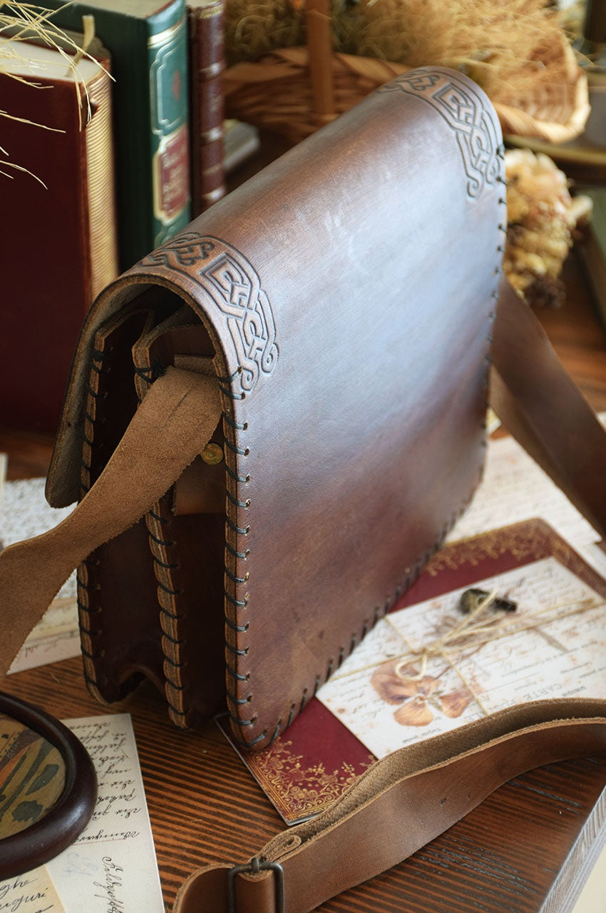 Sac bandoulière en cuir véritable motif ethnique, artisanal, réglable