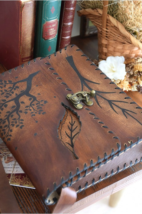 Sac cuir véritable motif arbre et feuilles, artisanal, sangle réglable