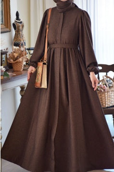 Élégante Ferace Saisonnière Zippée Marron : Confort Moderne et Style Fluide