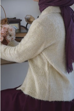 Cardigan élégant tricot doux col chemise fleurs boutons décoratifs