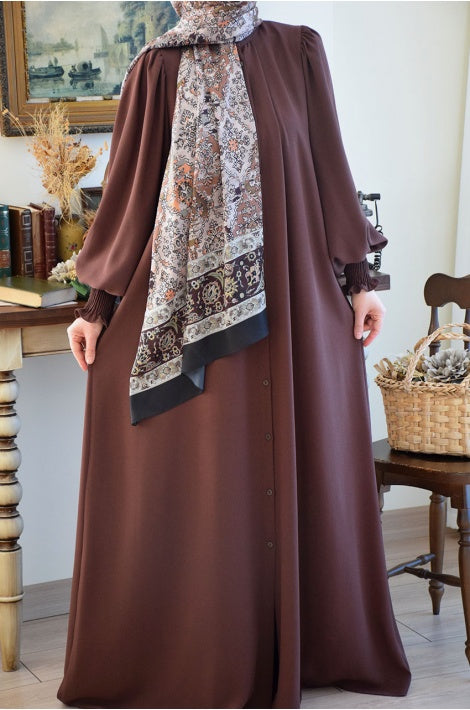 Ferace Modèle Princesse Crêpe Coupe Fluide Manches Ballon Marron