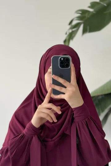 Écharpe en Soie de Médine Vert Sapin Luxueuse et Élégante pour Femme