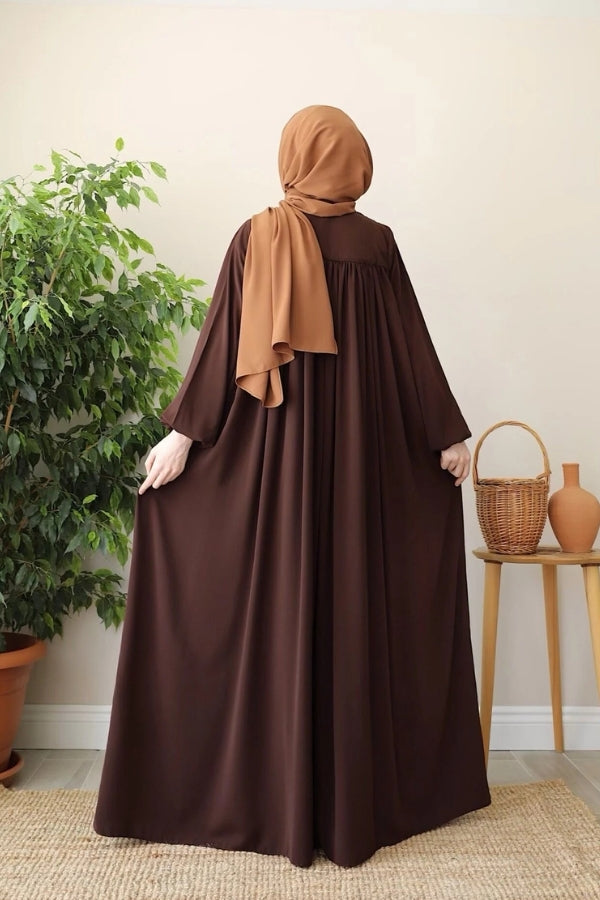 Ferace ample à empiècements robalés en soie acajou foncé